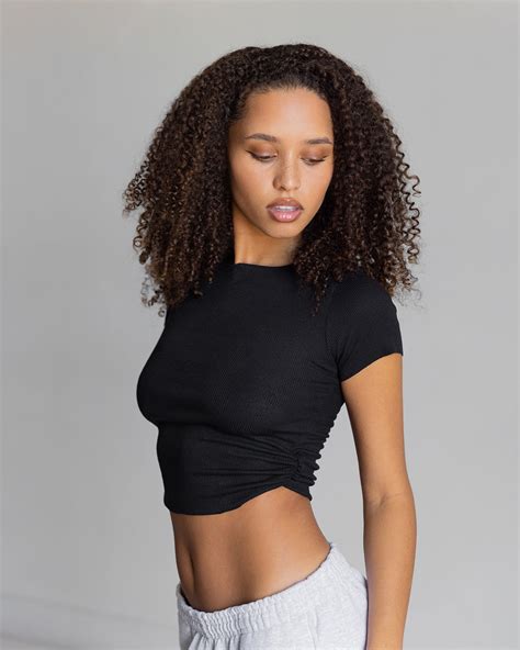 TOPS – SAMARIA LEAH