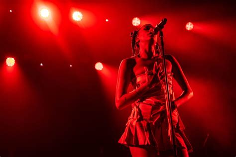 Maeve – Ttimepictures