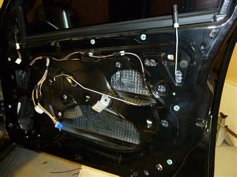 Шумоизоляция капота волга сайбер - 88 фото