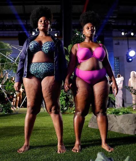 Rihanna desfila linha de lingerie selvagem no último dia do NYFW 2018 Metrópoles