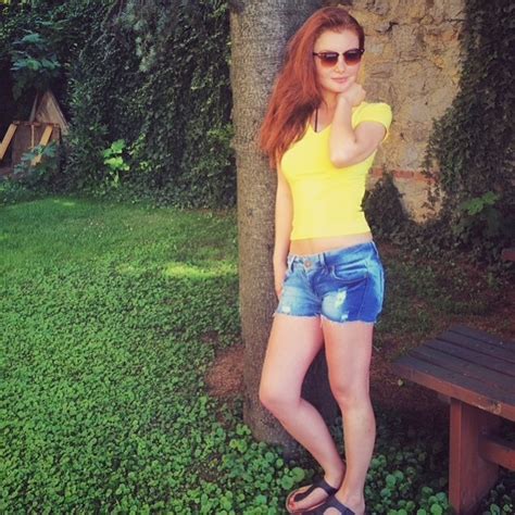 Hot Sexy Sedef Sahin Bikini Pics