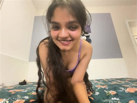 DESI NRI FINGER FUCK