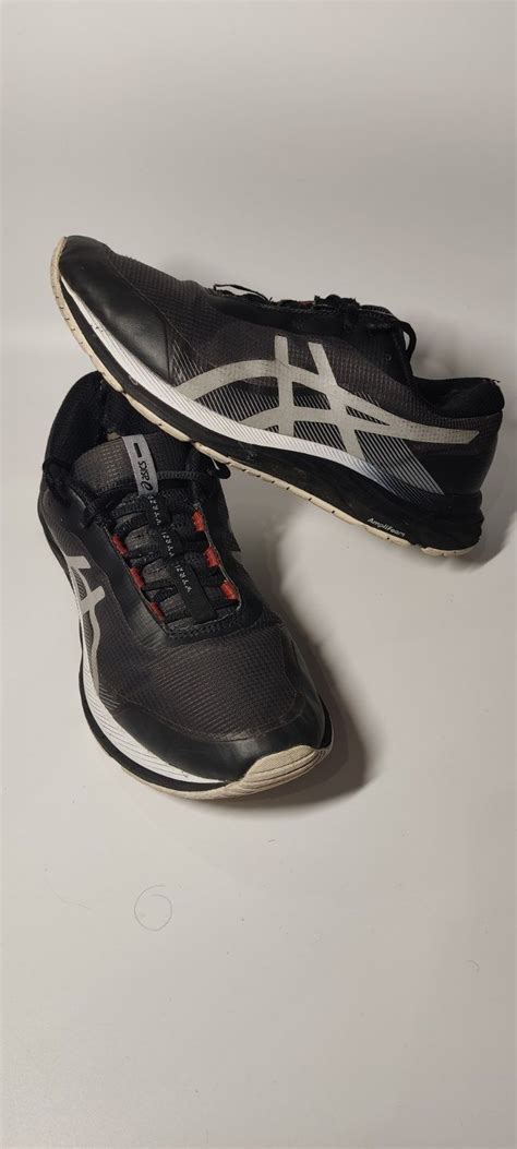 Кроссовки Asics gore tex: 375 грн. - Трекінгові кросівки Київ на Olx