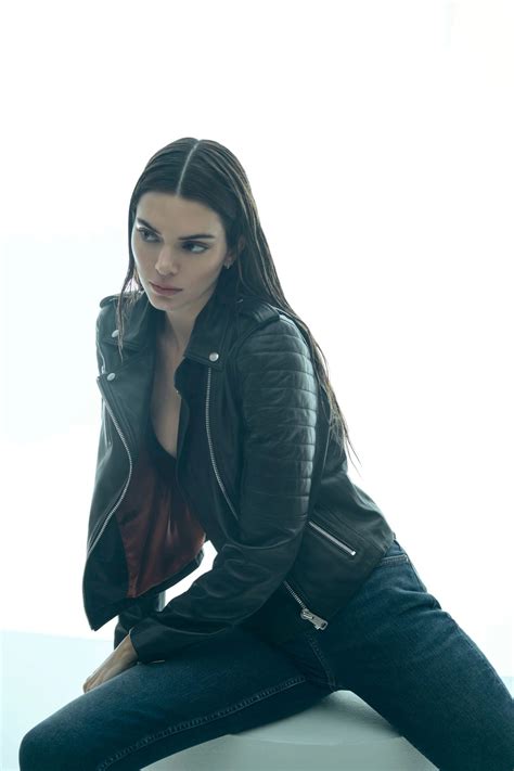 Kendall Jenner Stunning Ass Hot Celebs Home