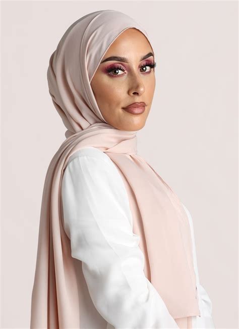 Hijab Georgette Rosa Nude Inah Collection