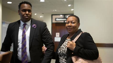 Ex-deputy thought to be last to see two men contests wrongful-death suit