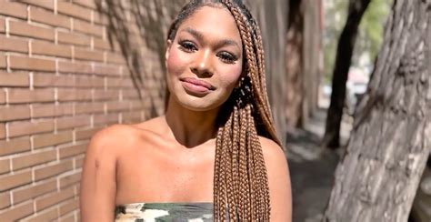 File Sara Isabel Boobpedia Encyclopedia Of Big Boobs My XXX Hot Girl