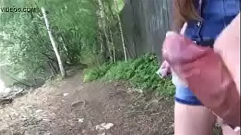 Helping Hand In The Bush Free Mobile Porn Videos IPornTV