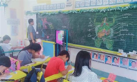 Teacher Nagpa Wow Sa Mano Manong Ng Science Lesson