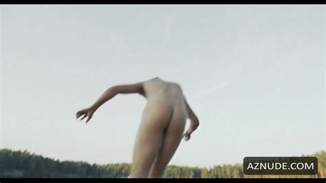 WE ARE FROM THE FUTURE NUDE SCENES AZNude Men