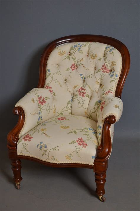 Antique Victorian Style Armchair At Guadalupe Melo Blog