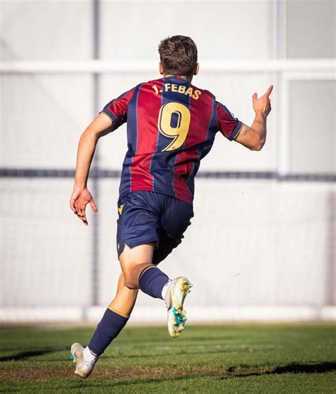 Aboubacar Sangare y Gerard Luque participan en el amistoso de la