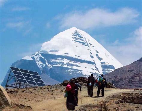 What To Pack For Mount Kailash Trekking Tour