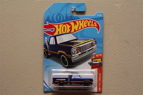 Hot Wheels 2019 HW Hot Trucks 78 Dodge Li L Red Express Pickup Truck