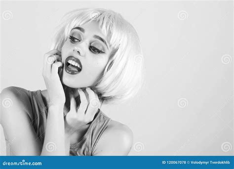 Beauty Fashion Model Girl Fashion Look Fashion Model With Naked Body