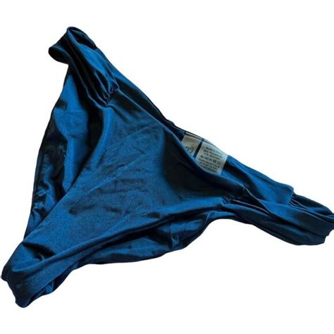 Beach Bunny Swim Beach Bunny Scrunch Butt Bikini Bottom Poshmark