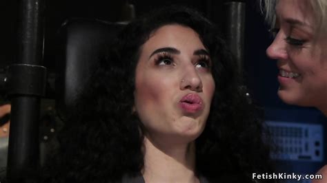 Alt Lesbian Anal Gangbang Fucked