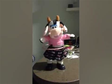 Танцующая корова - YouTube