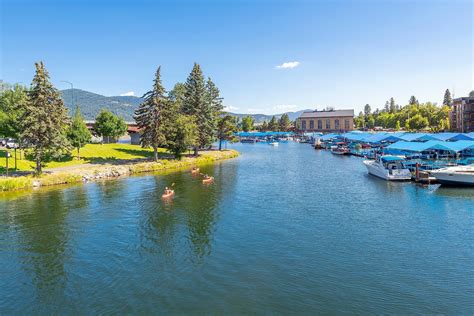 These Small Towns In Idaho Come Alive In Fall - WorldAtlas