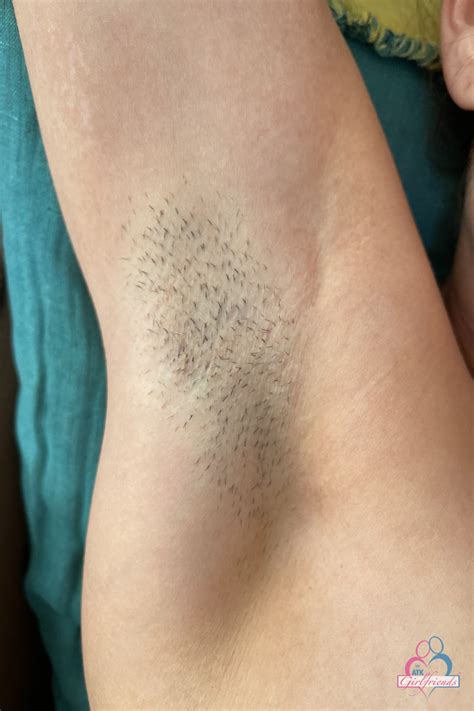 Naughty MILF Summer Vixen Licks Her Armpits Before Toying Her Holes CoedCherry