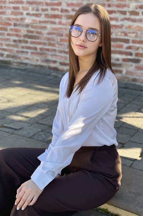 Anastasiia Yo Brown Eyes Brunette Hair Id