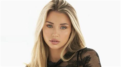 Hockey Goalie Mikayla Demaiter Shows Off Massive Bikini Boobs While Apologizing For Being