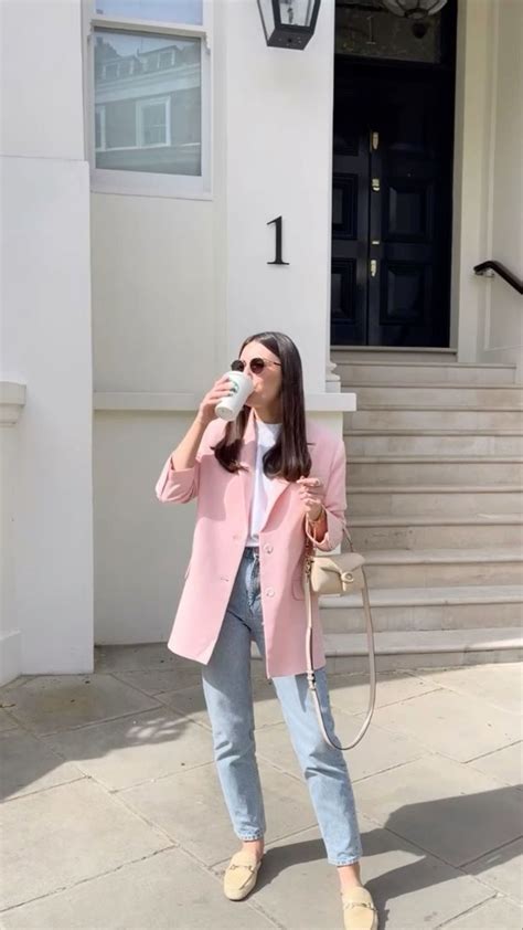 Look Com Blazer Rosa Claro - Blazer rosa claro | Look feminino delicado elegante, Blazer feminino ...