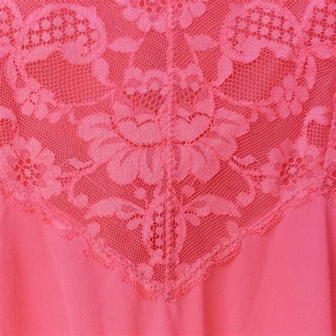 Vintage Lingerie Vanity Fair Slip Lace Lingerie S Gem