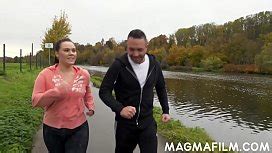 Big Ass Amateur Gets Super Horny Fucks Dude At The Gym Xnxx