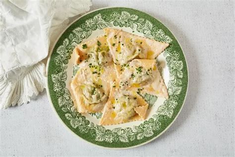 popular pasta dishes  italy   region italy  love