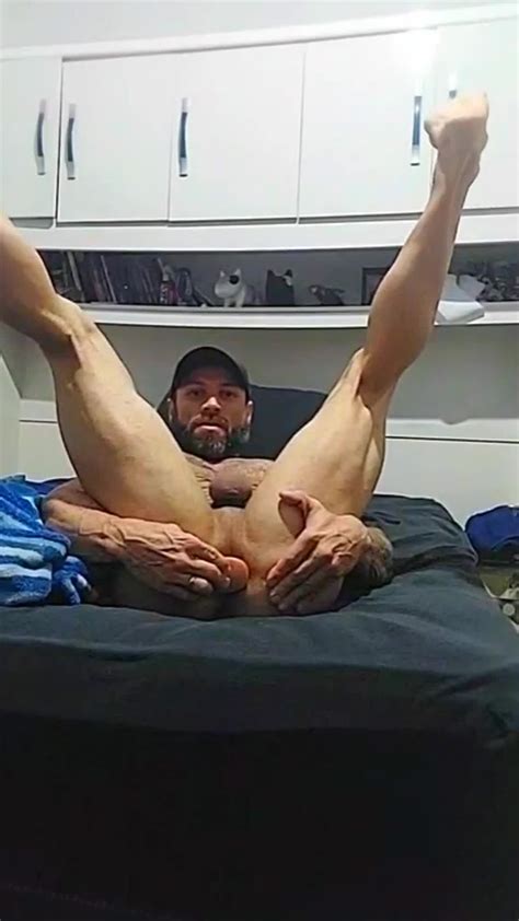 Muscle Hunk Shoves Dildo Boyfriendtv