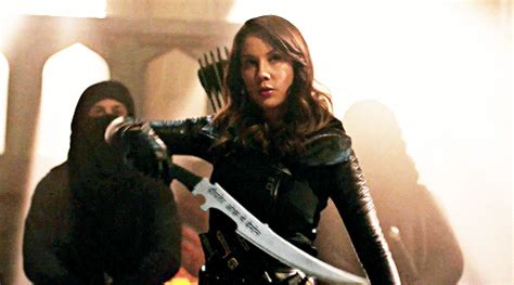 Mcu Black Widow Vs Cw Talia Al Ghul Battles Comic Vine