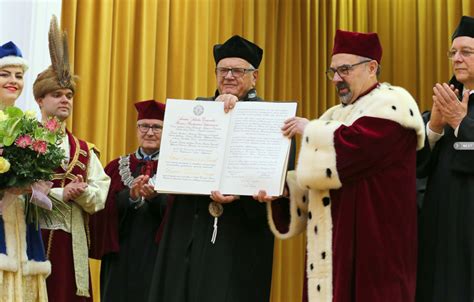 Prof Dr Hab Adam J Zi Cik Doktorem Honoris Causa Sggw Towarzystwo