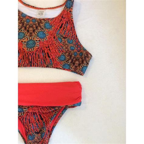 8 Hot Sexy Laila Coelho Bikini Pics