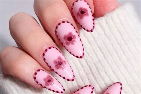 Liz Hurley In Steamy Lesbian Sex Scene For Sons New Film As Fans Slam Weird Mother Son