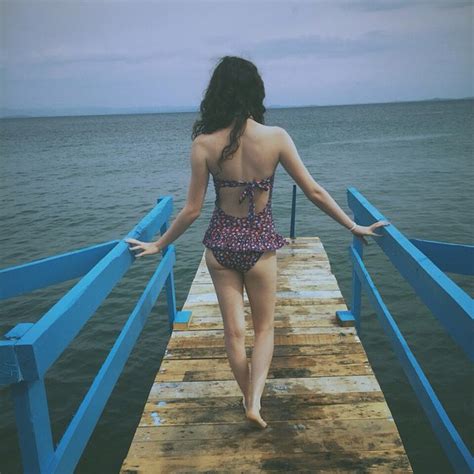 9 Hot Sexy Ece Yuksel Bikini Pics