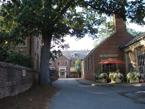 Williamsburg, VA | House styles, House, Home decor