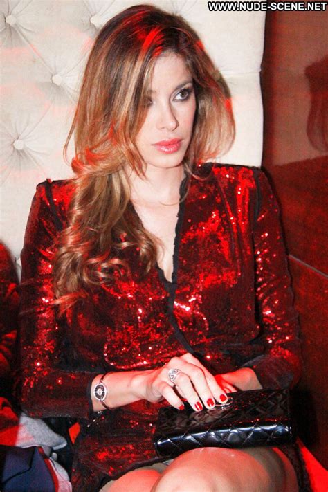 Aida Yespica Nude Sexy Nude Scene Straight Celebrity Posing