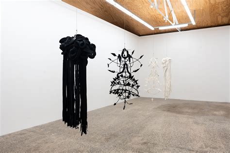 How artist pamela lillian found her unique style in a small studio 4