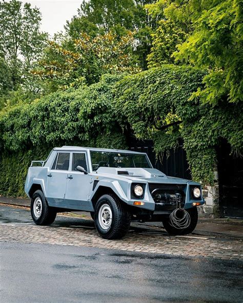 The Lamborghini Lm002 Is An Classic Steering Wheels