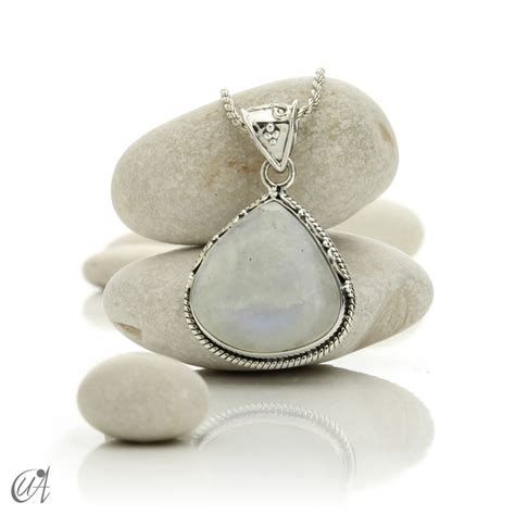 Colgantes lágrima estilo boho de piedra luna y plata de 1ª ley