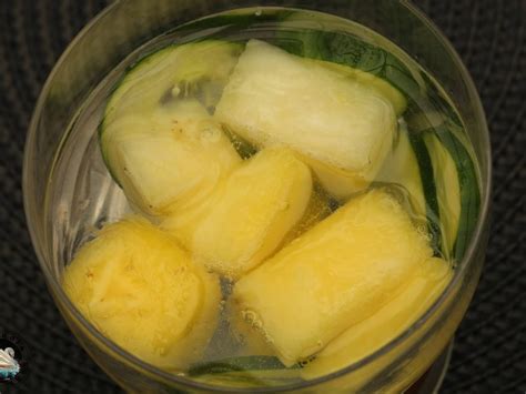 Eau D Tox Ananas Concombre Recette Par A Prendre Sans Faim