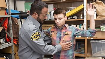 Un castigo a pelo para el ladrón de años Perps k XVIDEOS