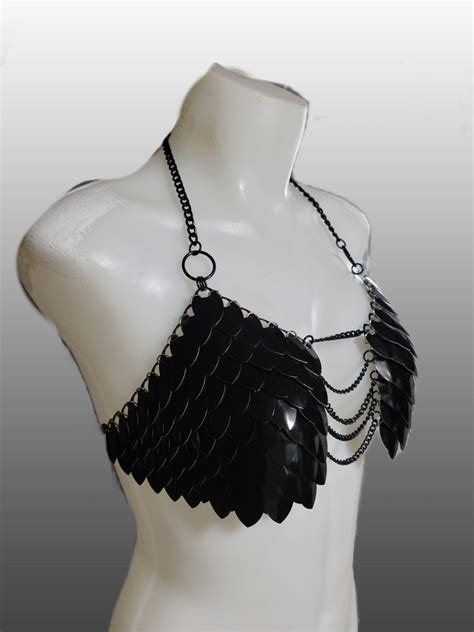 Best 10 Scalemail Armor Cosplay Lingerie Carnival Bikini Top Festival Outfit Chainmail Rave