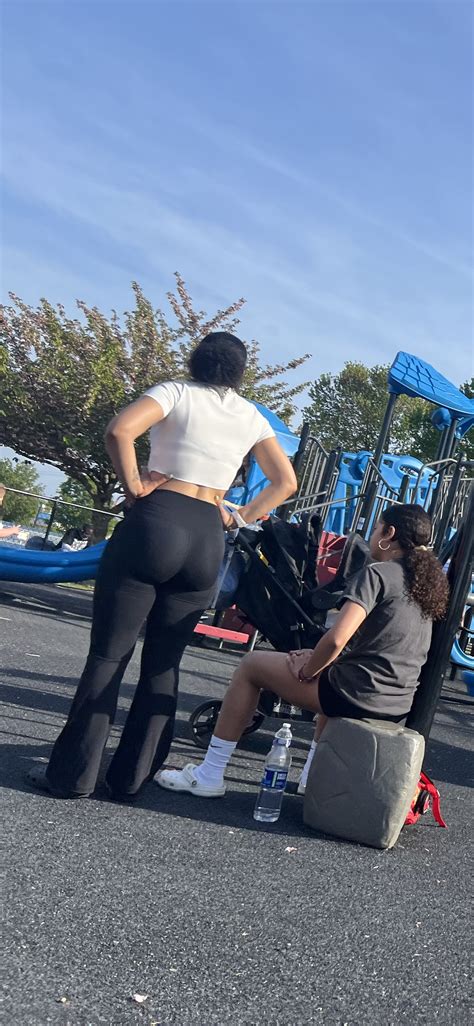 Fat Ole Ass Latina Spandex Leggings Yoga Pants Forum