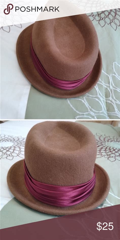 Womens Brown And Burgundy Fedora Wool Hat In 2020 Fedora Wool Hat Burgundy