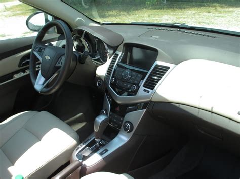 Curbside Rental Service: 2014 Chevrolet Cruze LTZ - This Isn't Quite So ...