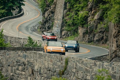 Review Rivian R S Electrifies The Adventure Suv