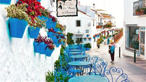 how much does it cost to own a subway restaurant