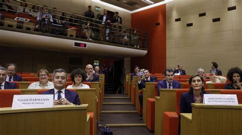 Chaos au Stade de France au Sénat l UEFA conteste les chiffres de